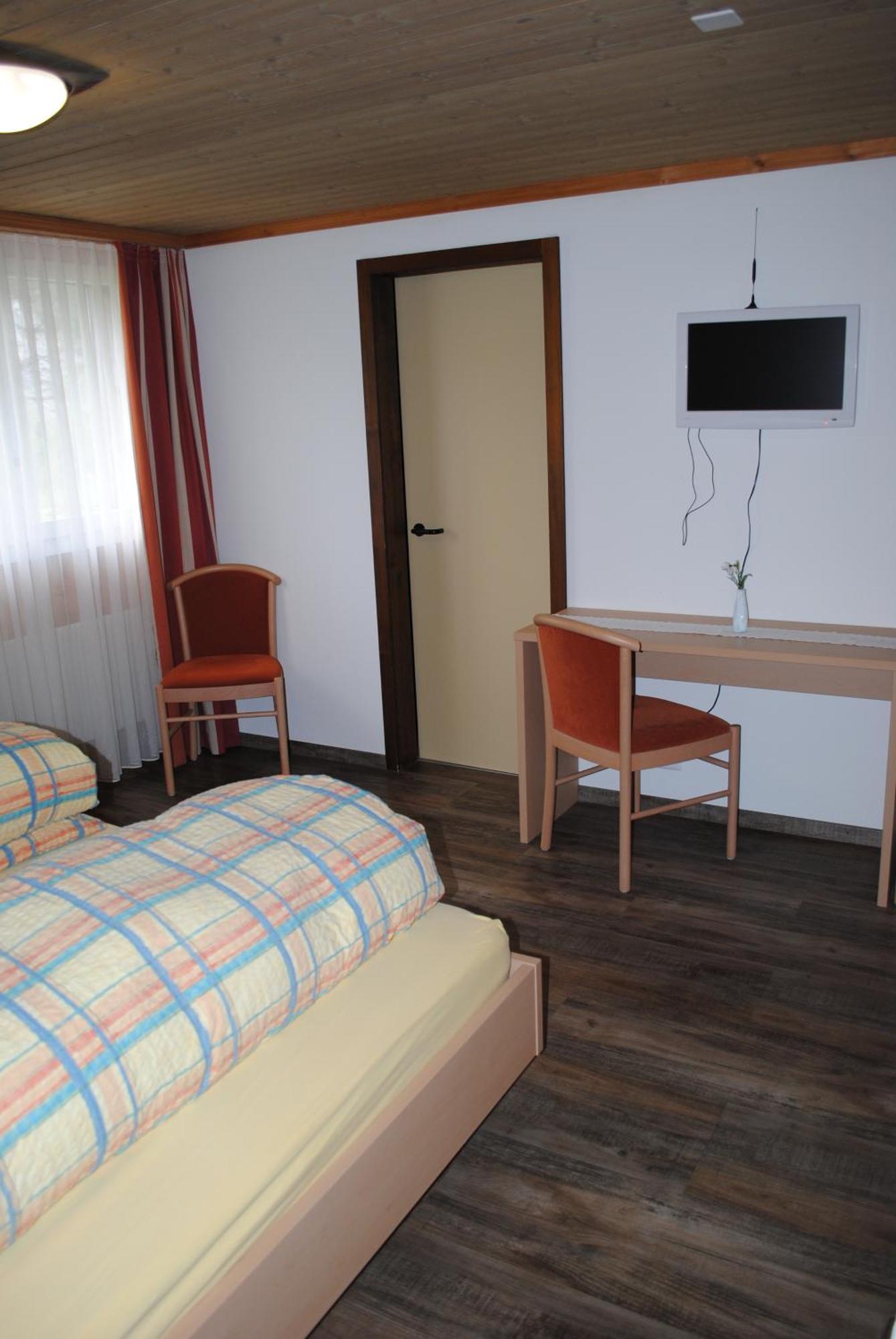 Hotel Des Alpes Кандерштег Экстерьер фото